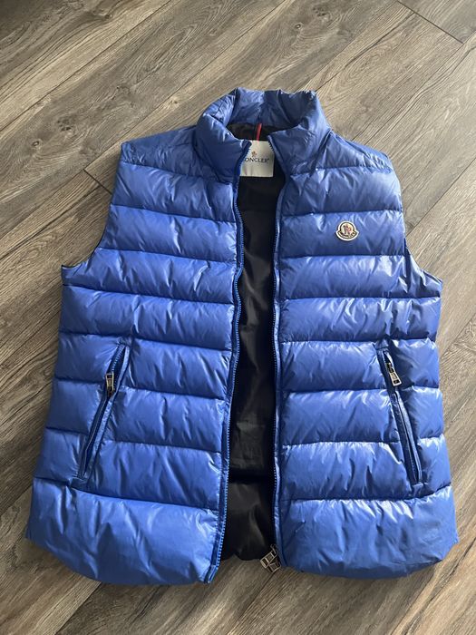Мъжки елек Moncler