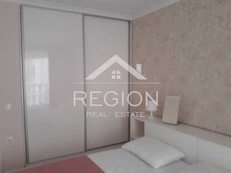 Дава се под наем Двустаен апартамент в Варна, Център - 65 кв.м за 900 € - Снимка #3