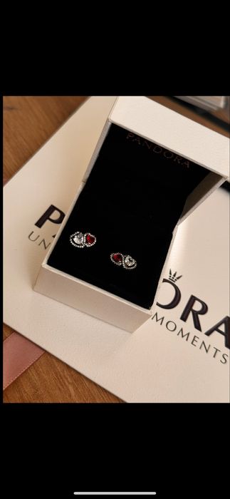 Пандора обеци Pandora