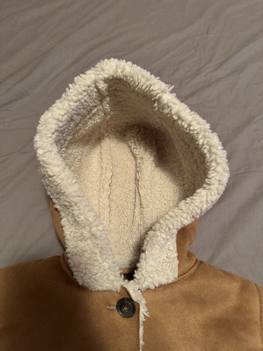 Cojocel Zara Nou, fara eticheta.