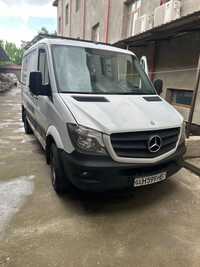 mercedes sprinter