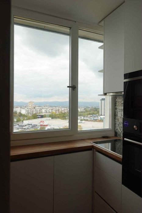 Дава се под наем Четиристаен апартамент в София, Света Троица - 118 кв.м за 797.64 € - Снимка #3