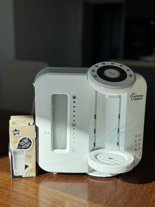 Уред за приготвяне на адаптивно мляко Tommee Tippee +нов филтер