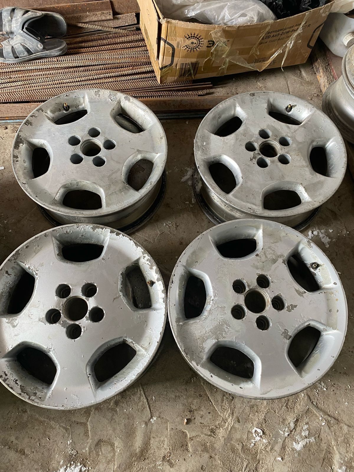 Продам диски Р17