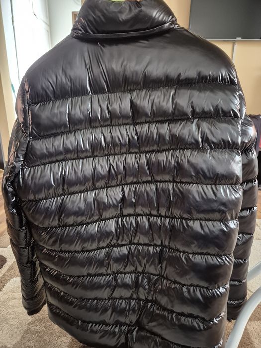 Geaca MONCLER negru lucios nr3 M