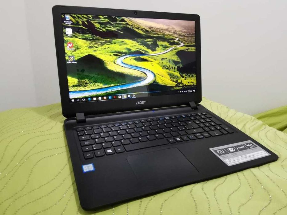 Acer Celeron N3350 • 4 ГБ RAM • HDD 500 ГБ • Рабочий ноутбук