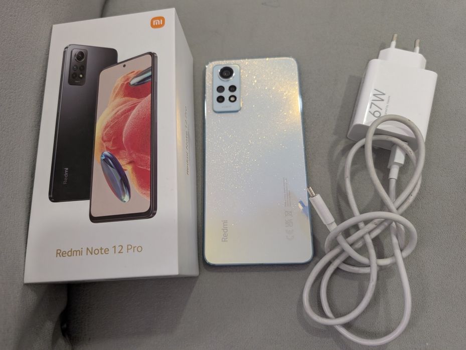 Продам телефон Redmi Note 12 pro 5G 8/256 в идеальном состоянии