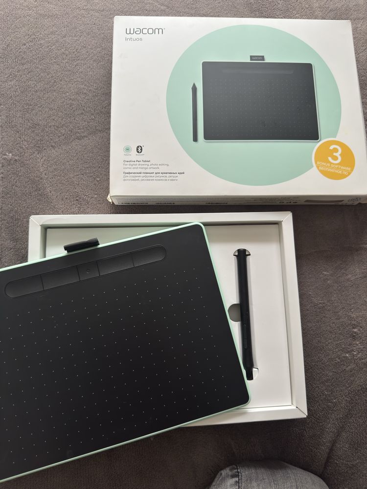 Графичен таблет Wacom Intuos M Bluetooth Pistachio