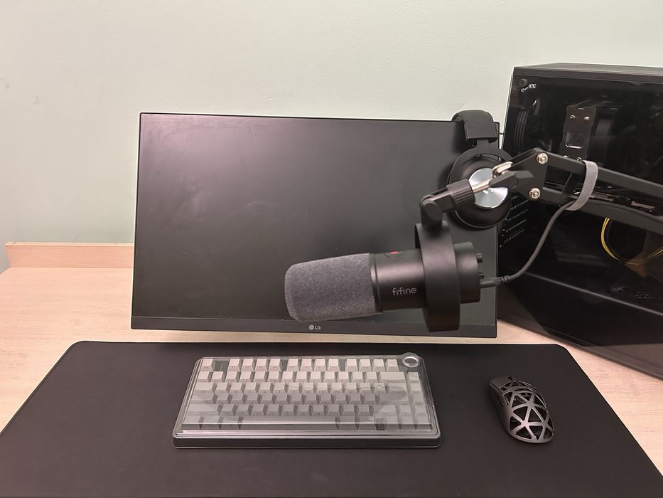 Продам микрофон fifne k688