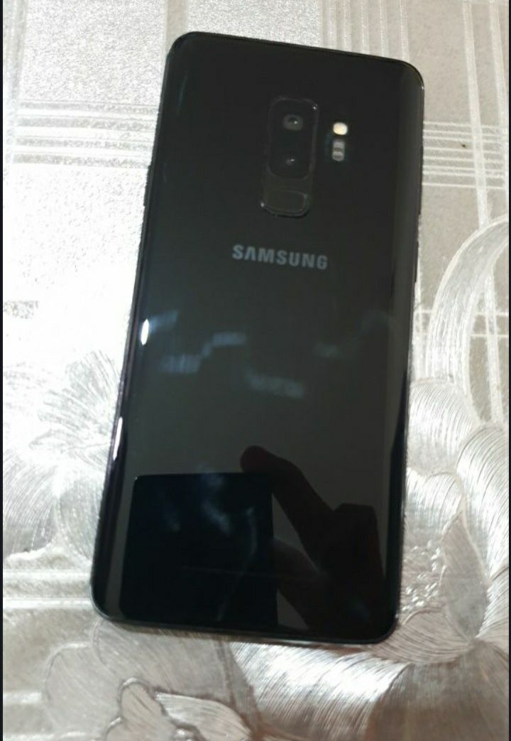 Samsung s9+ holati ideal hech qanday aybi yuq