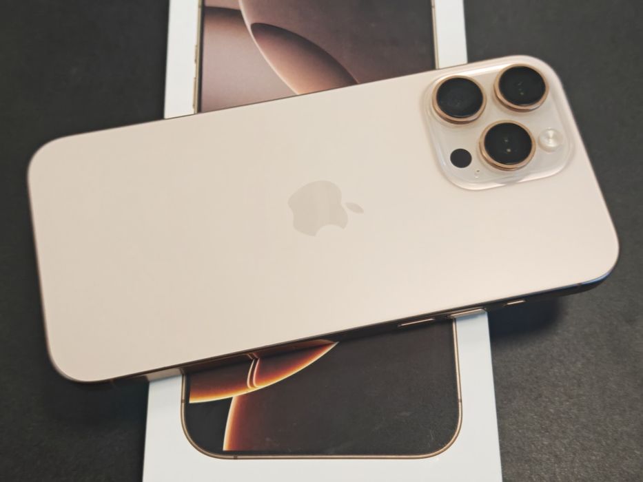 Като нов iPhone 16 Pro Max 256 GB Desert Гаранция