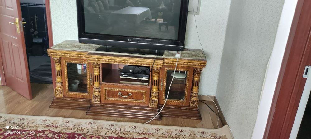 Продам комплект мебели