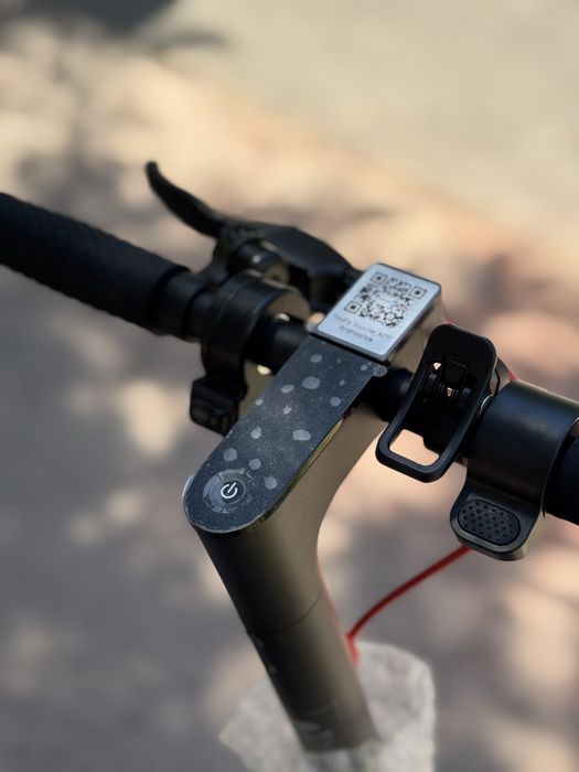 Электросамокат Drongo новый