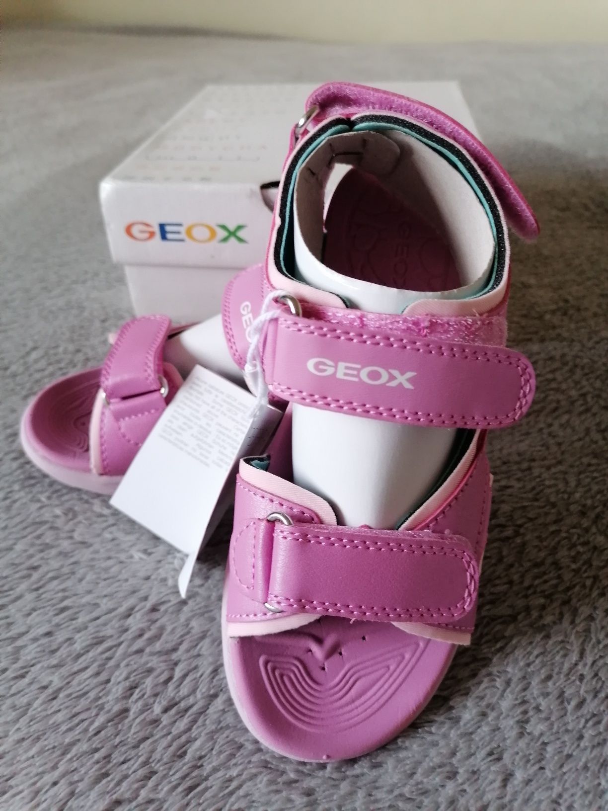 Детски сандали Geox