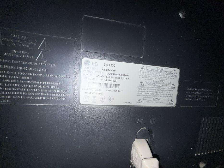 Телевизор LG с диоганалю 32 в хорошем состоянии