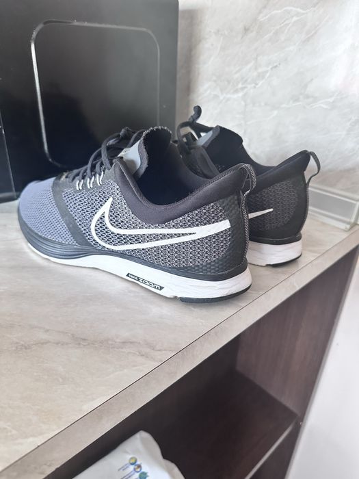 NIKE zoom 44nomer 28cm