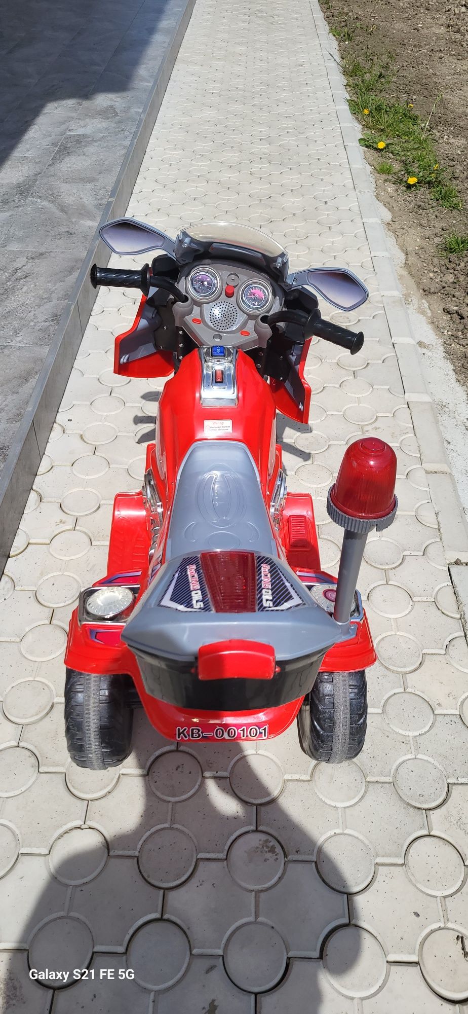 motocicleta cu baterie