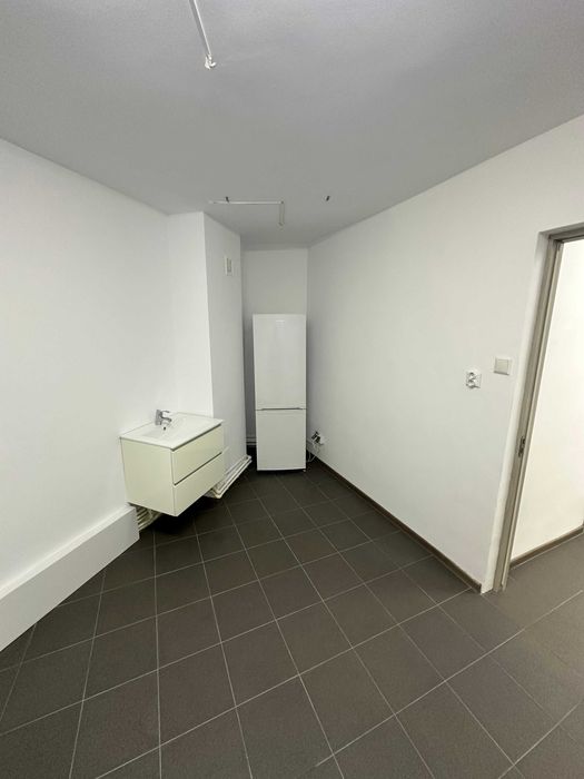 Închiriez URGENT ap 2 camere/dec, nemobilat/mobilat  zona Tomis Nord