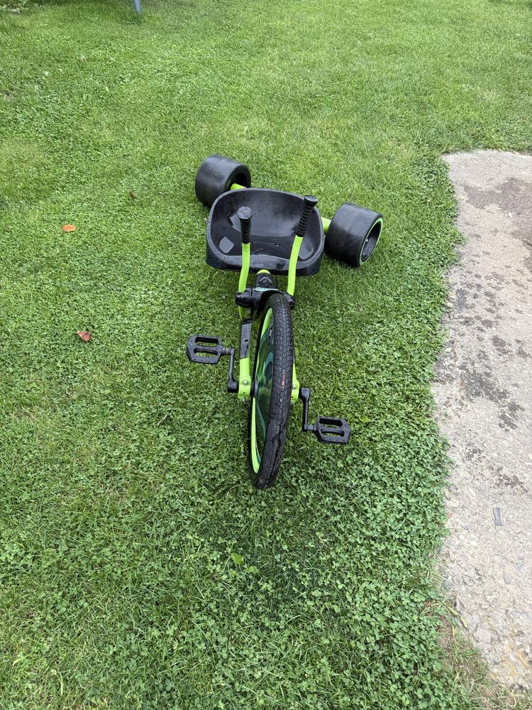 Tricicleta Huffy Green Machine