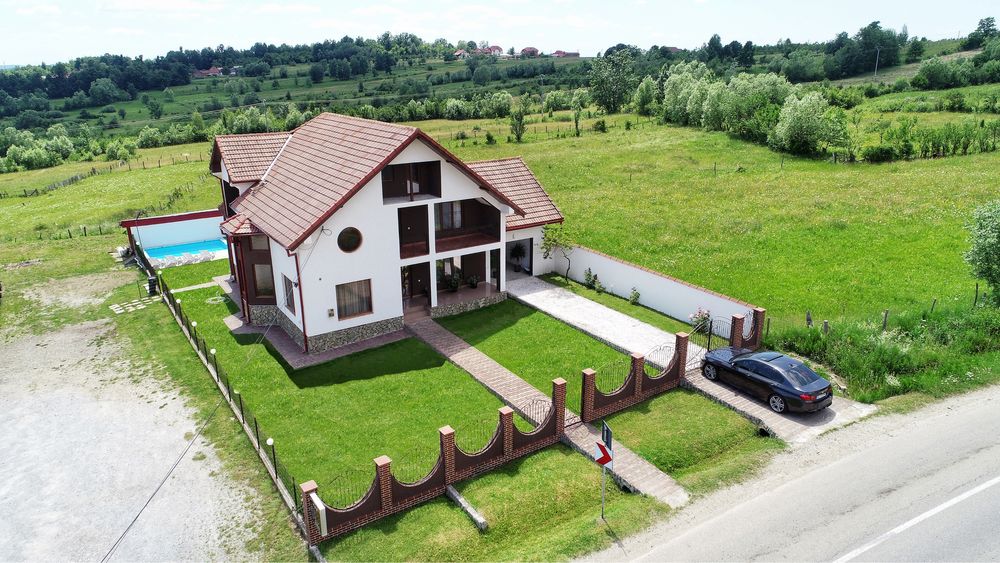 Cazare Pensiunea Vision jacuzzi piscina in Novaci (Ranca,Transalpina)