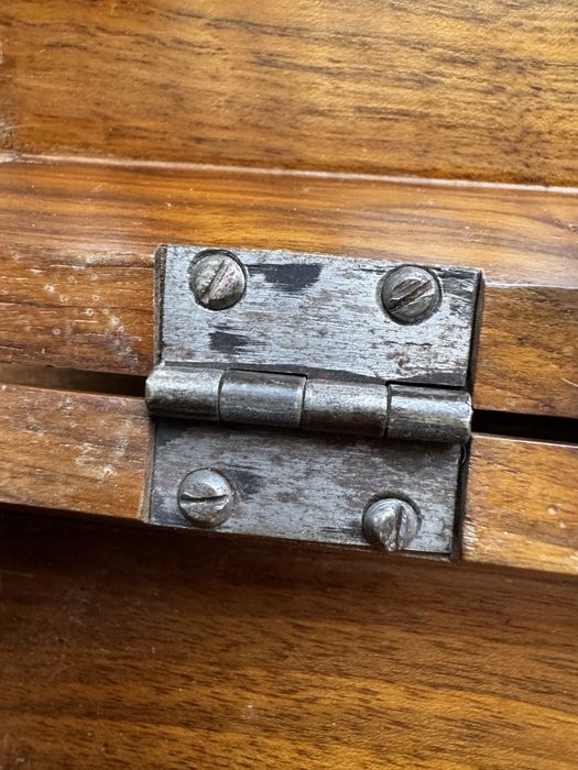 Cutie bijuterii din lemn in forma de carte