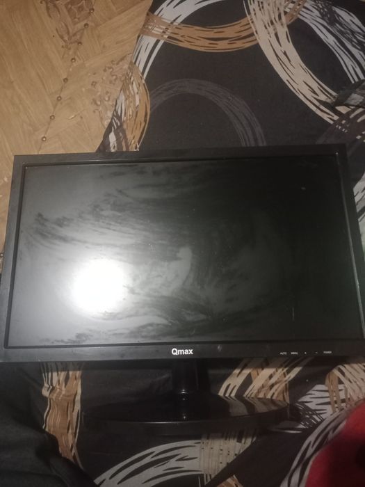 Продам монитор Qmax