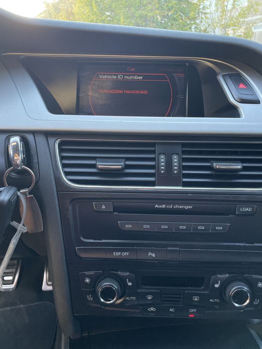 Vand Audi A4 B8 2009