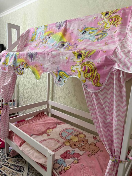Диван выдвижной, состояние отличное