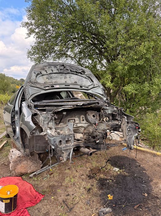 Части за Пежо 207 1.6 hdi 90 коня 2006 година