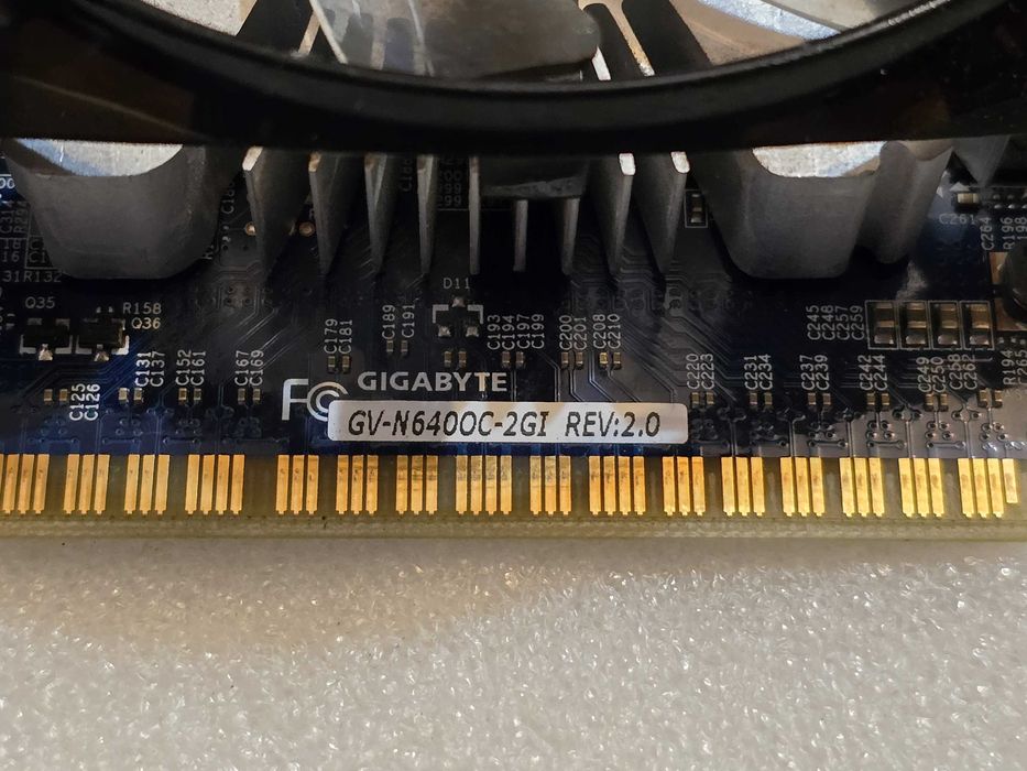 Placa video GIGABYTE GeForce GT 640 2GB DDR3 PCI-E 2.0 x16  N640OC-2GI