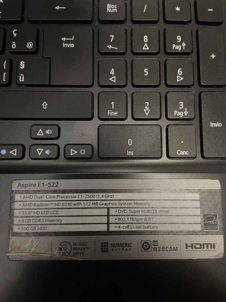 Vand laptop Acer E1-522