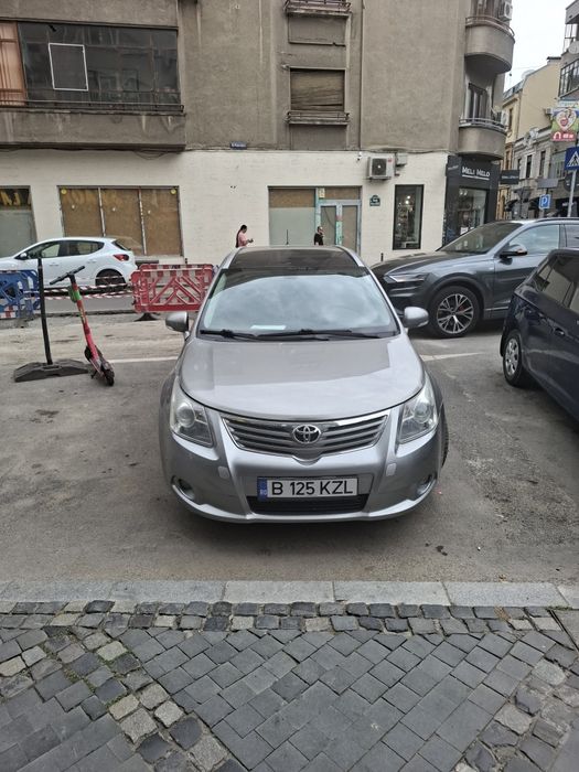 Toyota Avensis full option