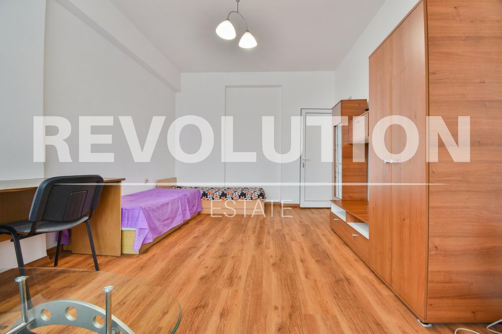 Дава се под наем Двустаен апартамент в София, Център - 55 кв.м за 500 € - Снимка #3