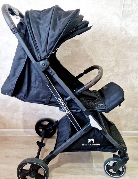 Продам новую коляску