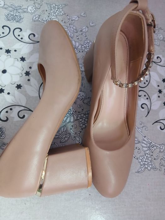 Ayollar tuflisi  holati ideal darajada