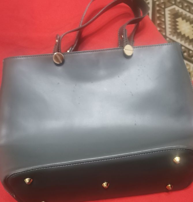 Gentuta velappele și love moschino