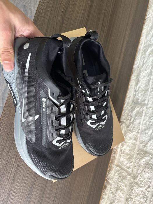 Оригинални обувки на Nike