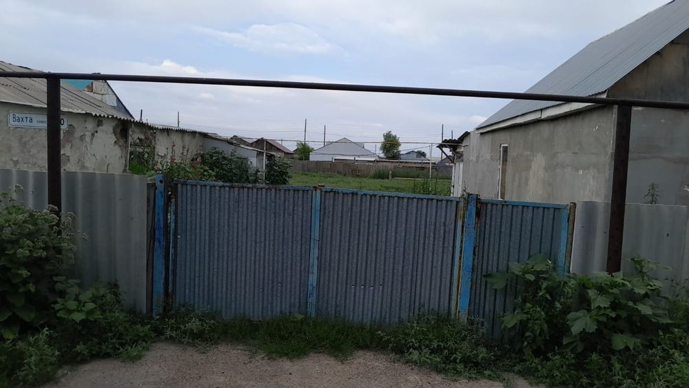 Ақсай қаласында үй сатылады