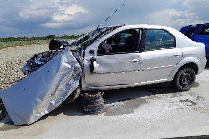 Dezmembrez Dacia Logan 1 [facelift] [2007 - 2012] Sedan 1.6 MT (90 hp