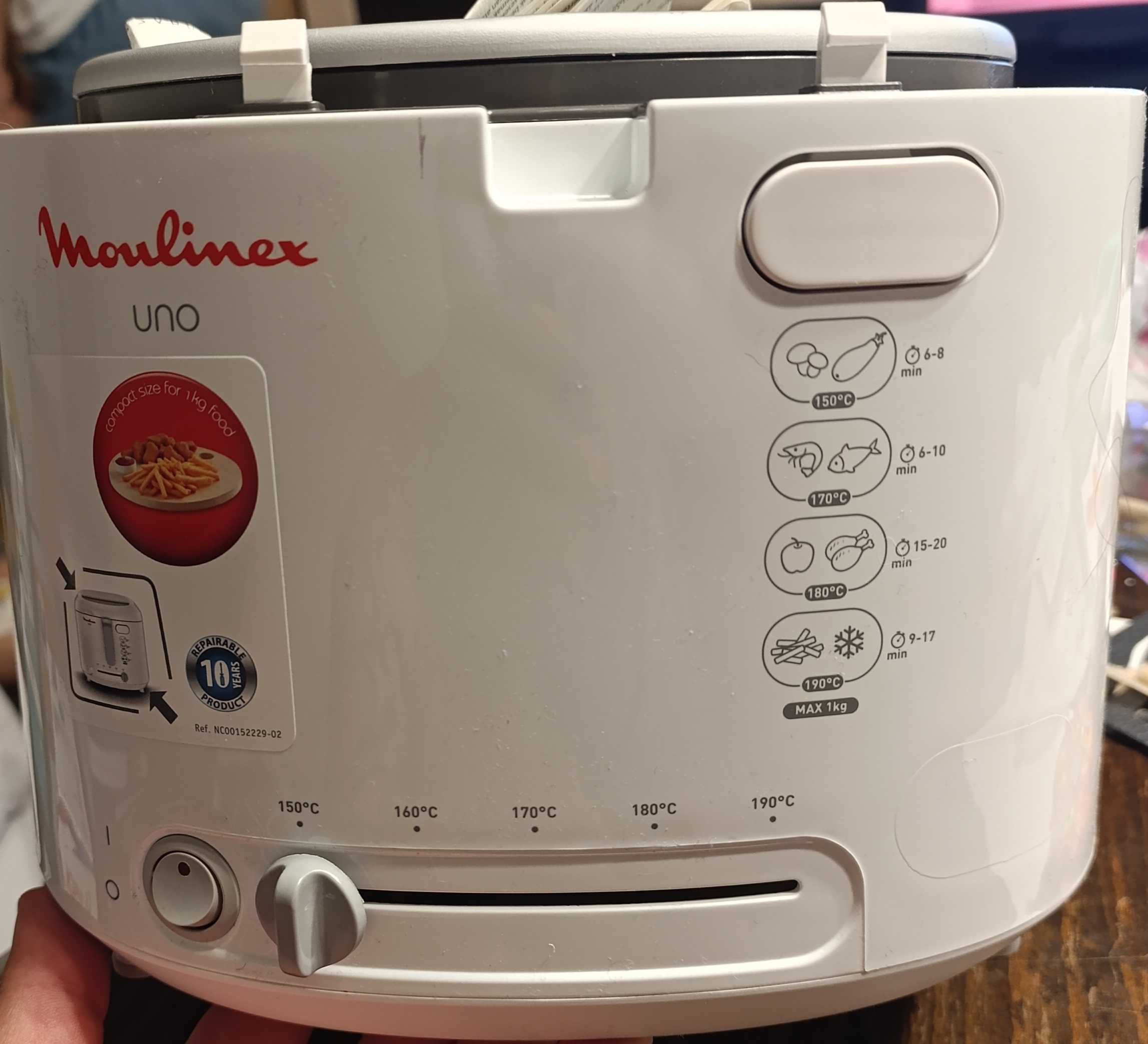 Електрически Фритюрник Moulinex 1.8 л, 1470W, Регулируем Термостат!
