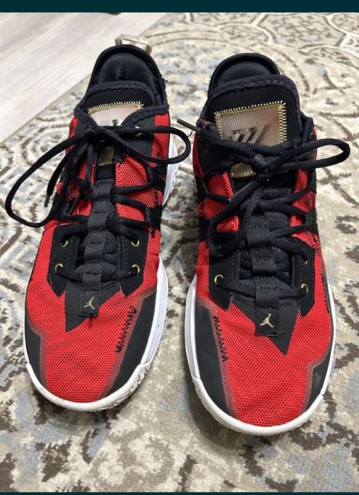 Adidasi Air Jordan Originali stare super buna