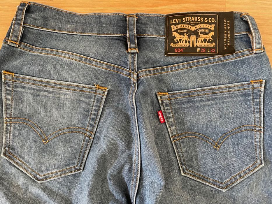 Blugi Levis 504 W28 L32