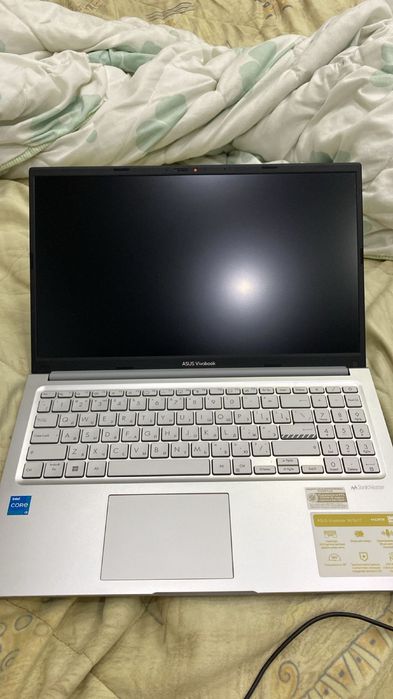 Продам ноутбук в отличном состоянии