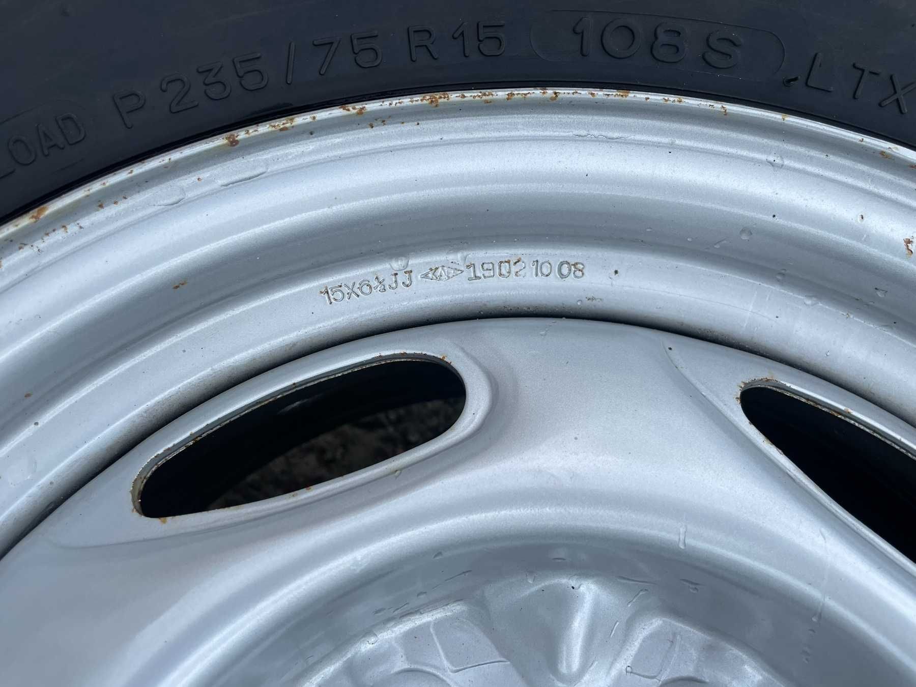15 джанта 6х139,7 Ford Ranger 6,5J et25 MIchelin 235/75/15
