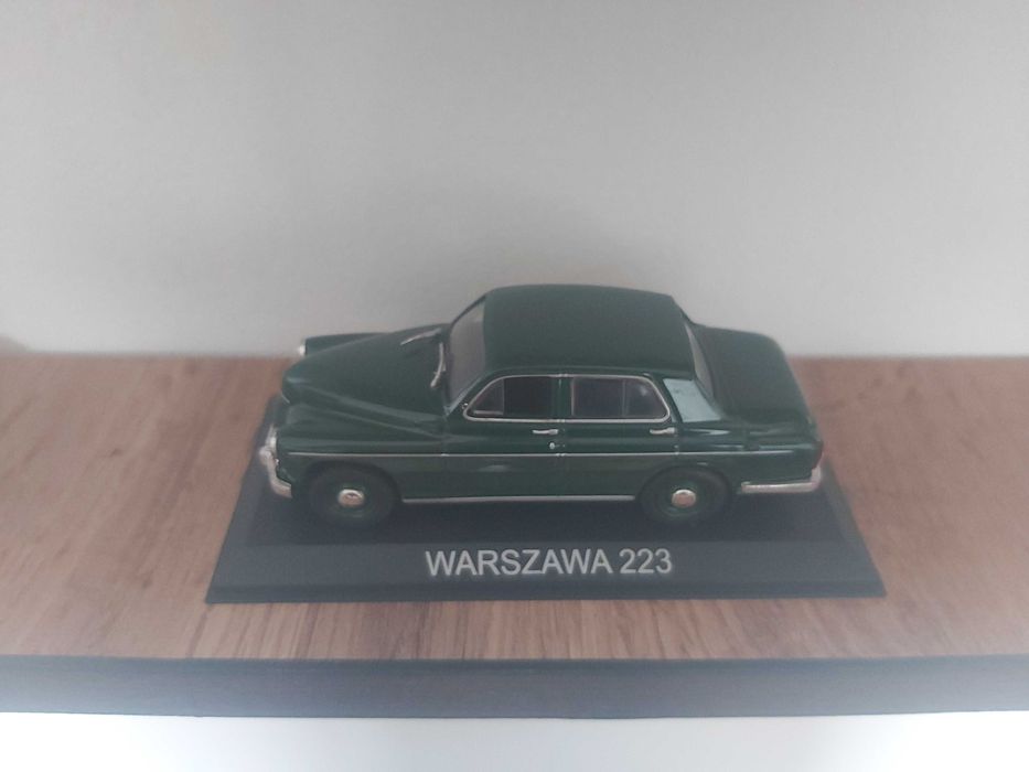 Colectia Masini de Legenda DeAgostini scara 1/43 Warszawa 223