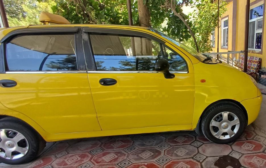 Matiz srochno sotiladi