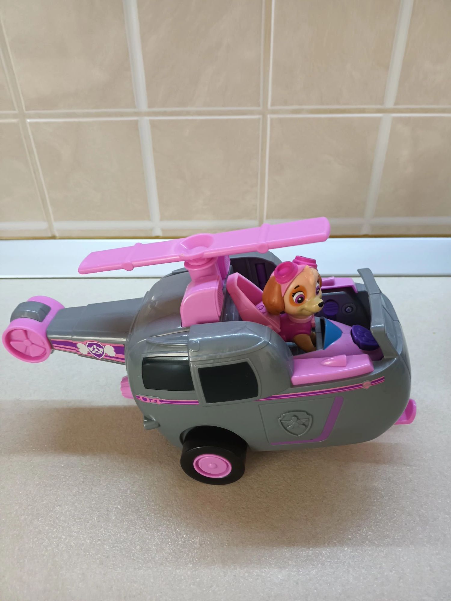 Skye Paw Patrol elicopter transformabil în avion