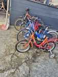 Vând biciclete diferite modele