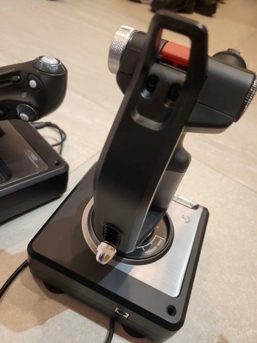 Контролер Logitech X52 Professional H.O.T.A.S. 220лв. (крайна цена)