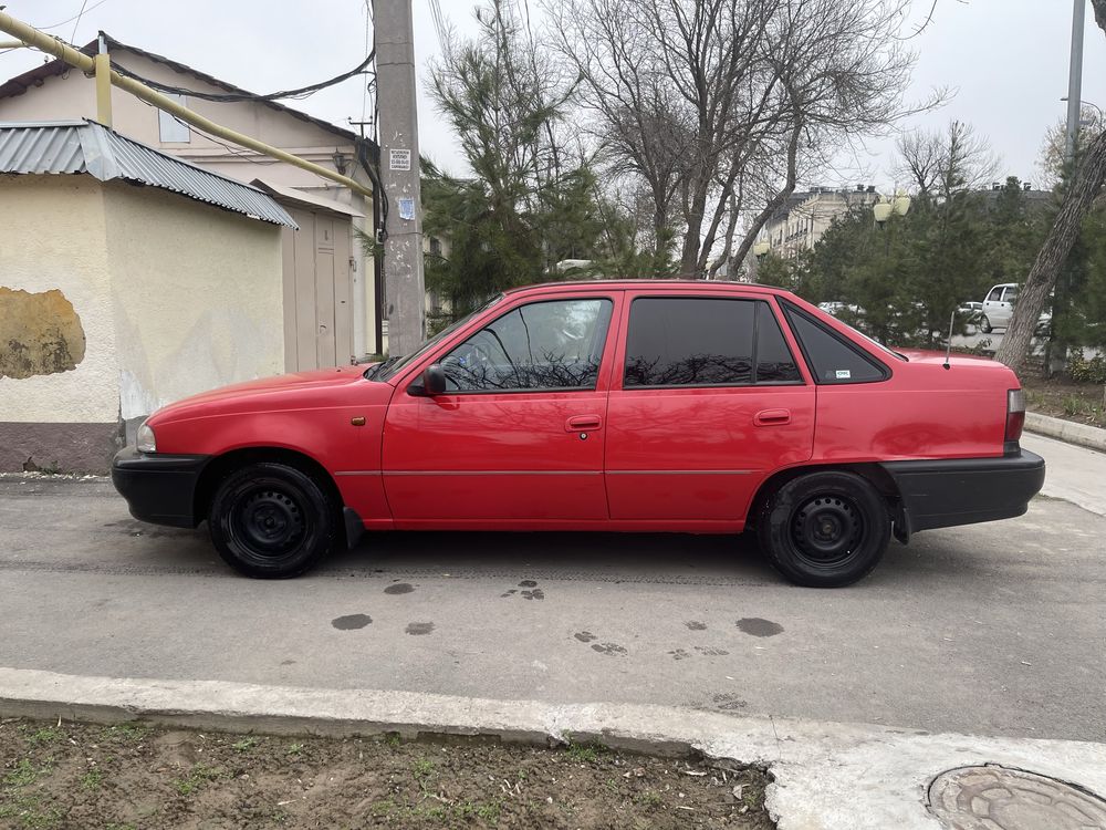 Продается Нексия 1